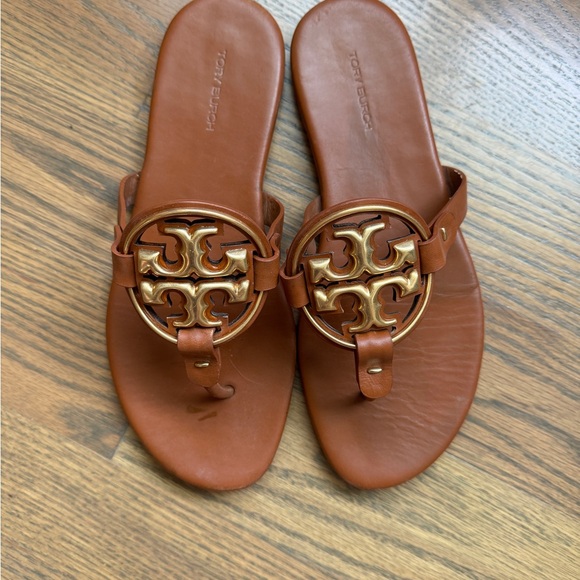 Tory Burch Miller Sandal, soft, metal, logo, 
color Bourbon Miele - Picture 2 of 4